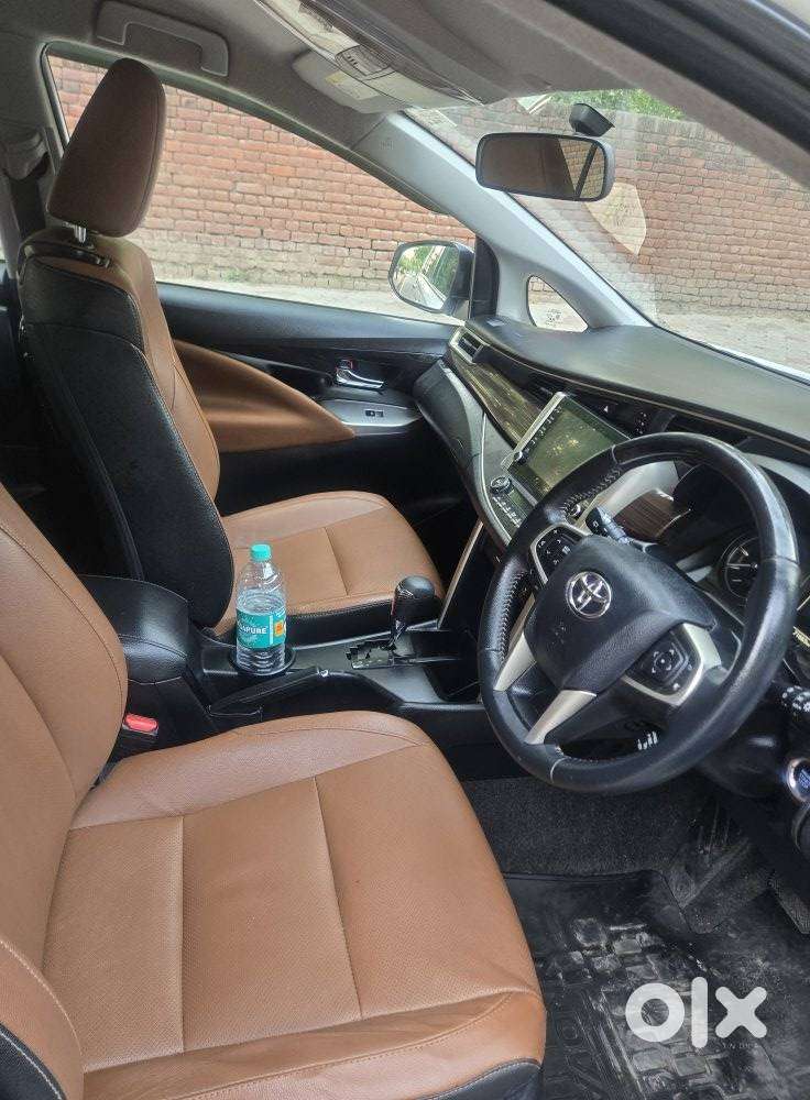 Toyota Innova Crysta Zx 2.4 Diesel 7 Seater, 2022, Diesel