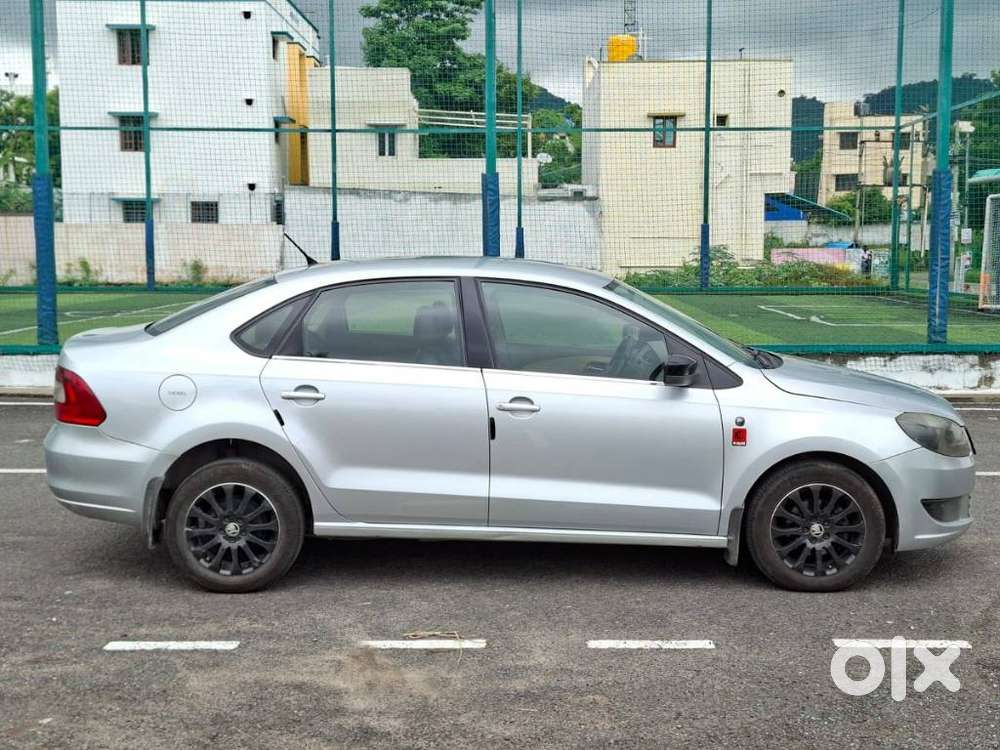 Skoda Rapid 1.5 Tdi At Style, 2014, Diesel