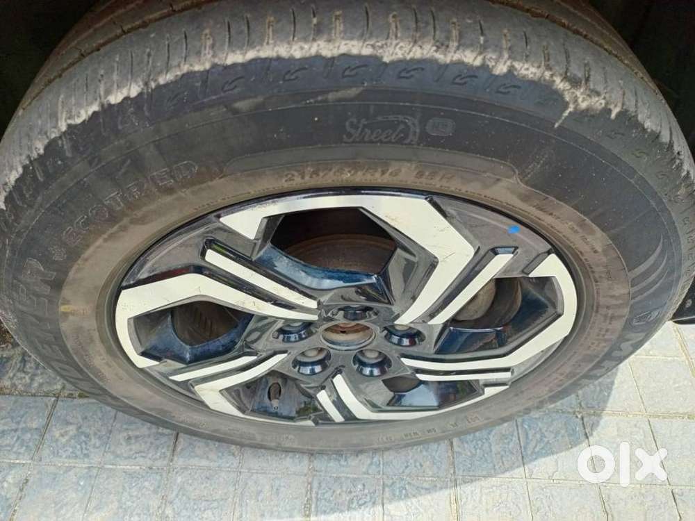 Maruti Suzuki Brezza Zdi+ Dual Tone, 2022, Petrol