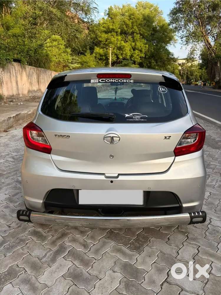 Tata Tiago Petrol 2018