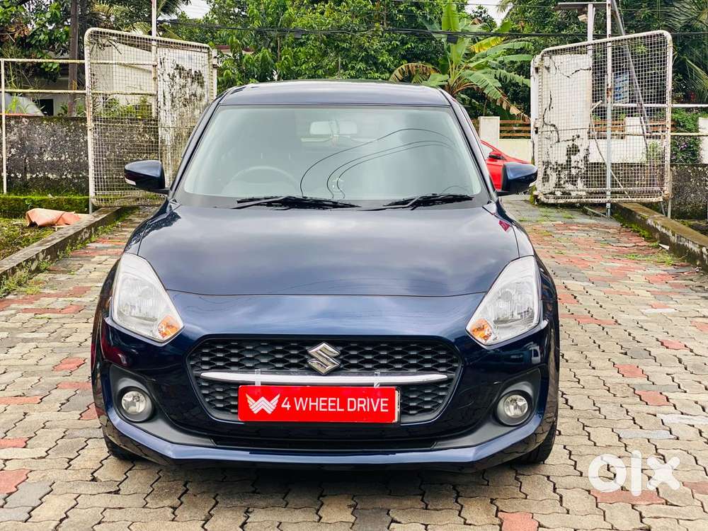 Maruti Suzuki Swift Vxi + Manual, 2022, Petrol