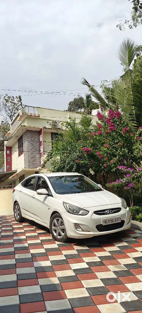 Hyundai Verna 2013 Petrol 91000 Km Driven
