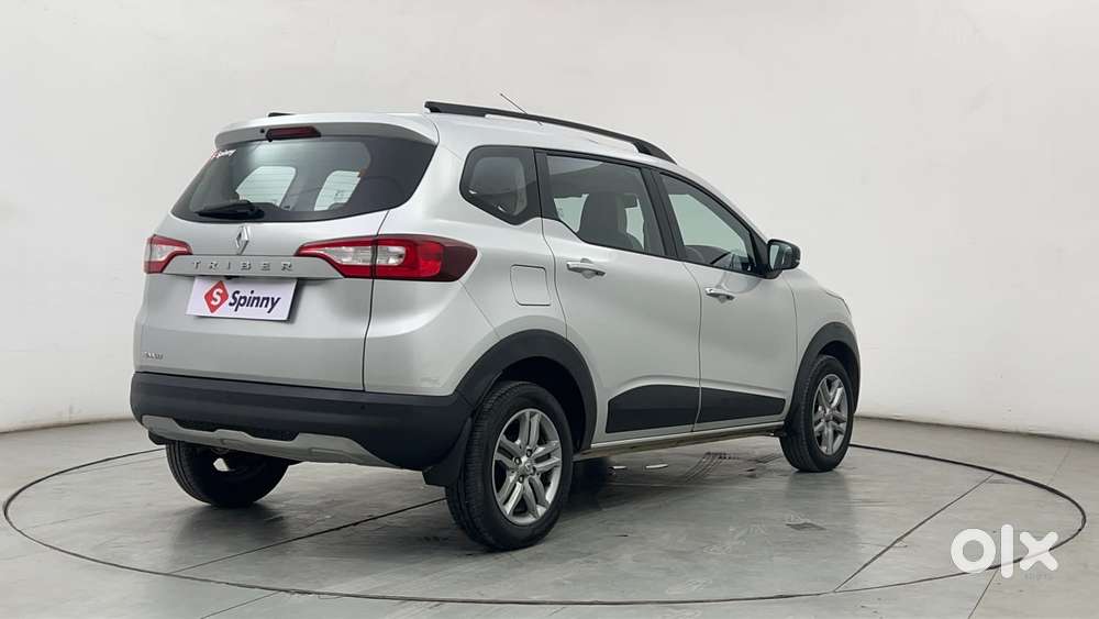 Renault Triber Rxz, 2024, Petrol
