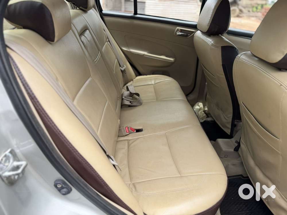 Maruti Suzuki Swift Dzire Vxi Regal Limited Edition Mt, 2014, Petrol
