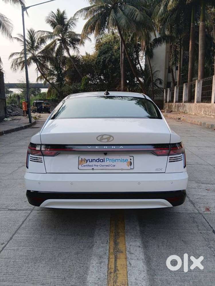 Hyundai Verna 1.5 Sx (o) Ivt, 2024, Petrol