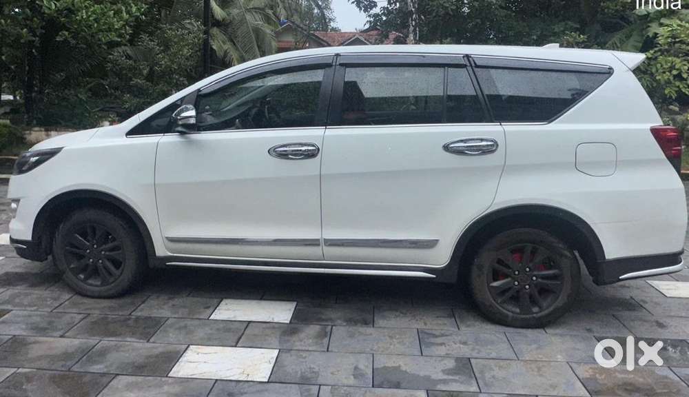 Toyota Innova Crysta 2017 Diesel Automatic