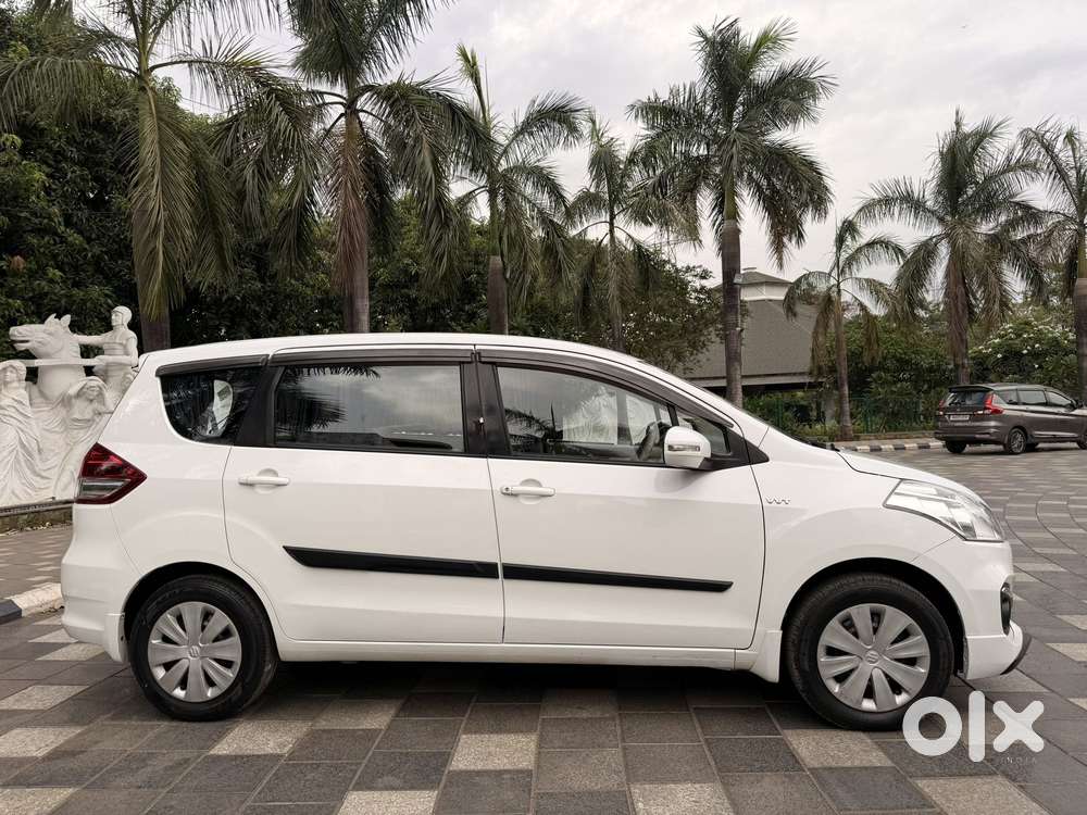 Maruti Suzuki Ertiga Vxi (o) Cng, 2017, Cng & Hybrids