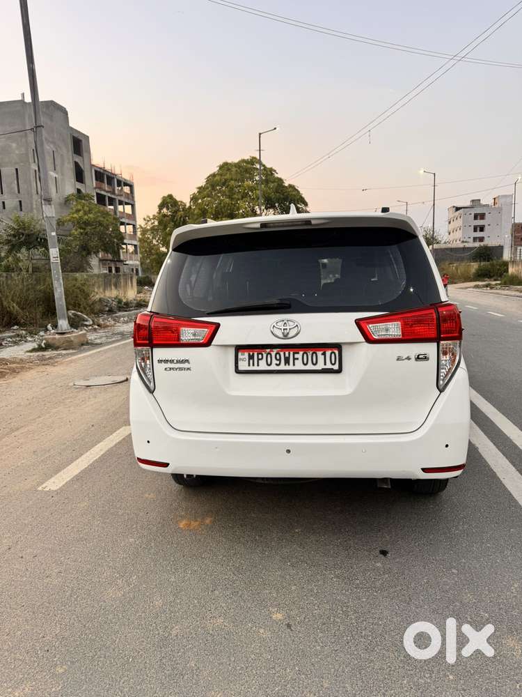 Toyota Innova Crysta [2020-ongoing] 2.4 Gx At 7 Str, 2020, Diesel