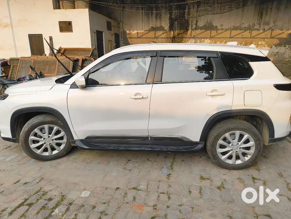 Toyota Urban Cruiser Hyryder 2025 Petrol 30000 Km Driven