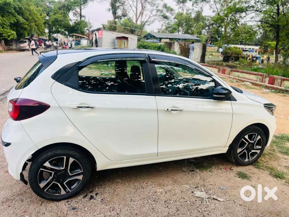 Tata Tiago Top Model Xz+ 2023 Petrol Well Maintained