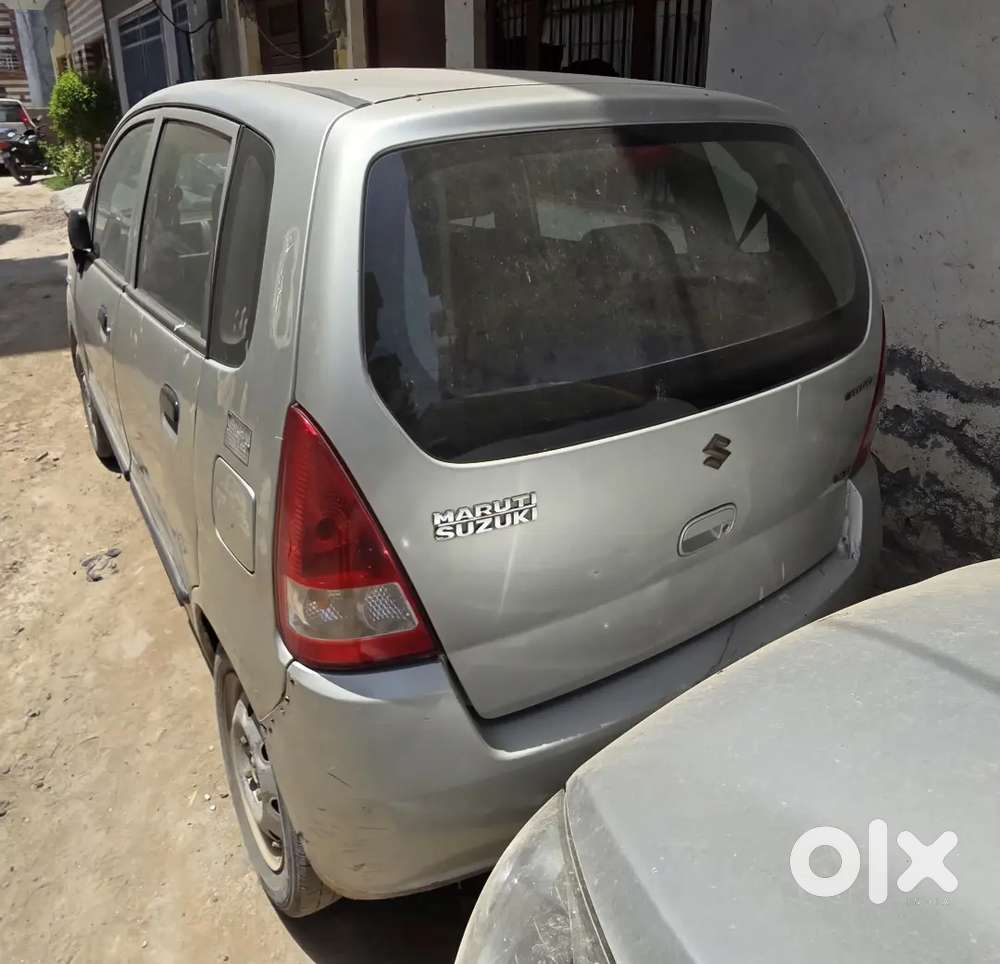 Maruti Suzuki Estilo 2012