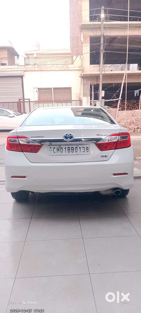 Toyota Camry Hybrid 2.5, 2015, Petrol