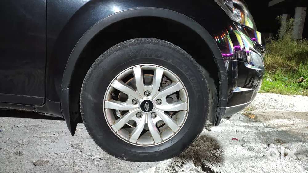Mahindra Xuv500 Diesel 2016 With 150000 Km