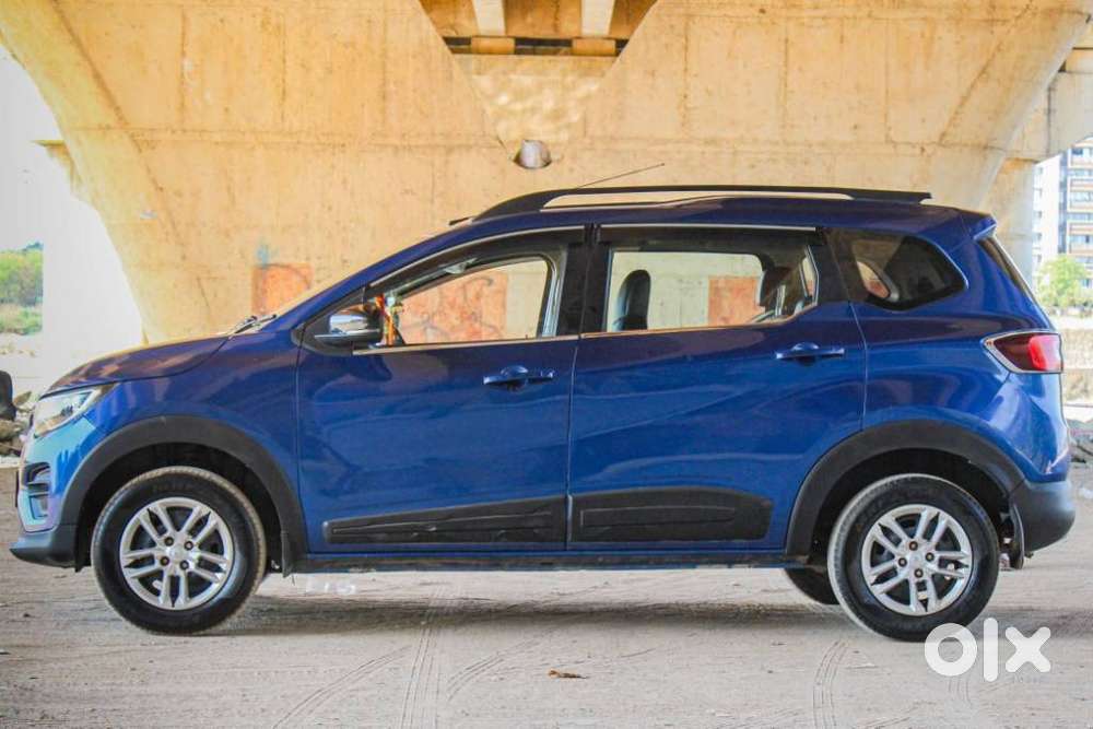 Renault Triber Rxt, 2022, Petrol