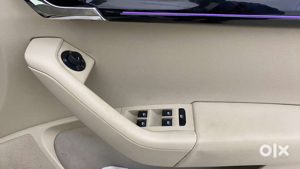 Skoda Octavia 1.8 Tsi At L K, 2018, Petrol