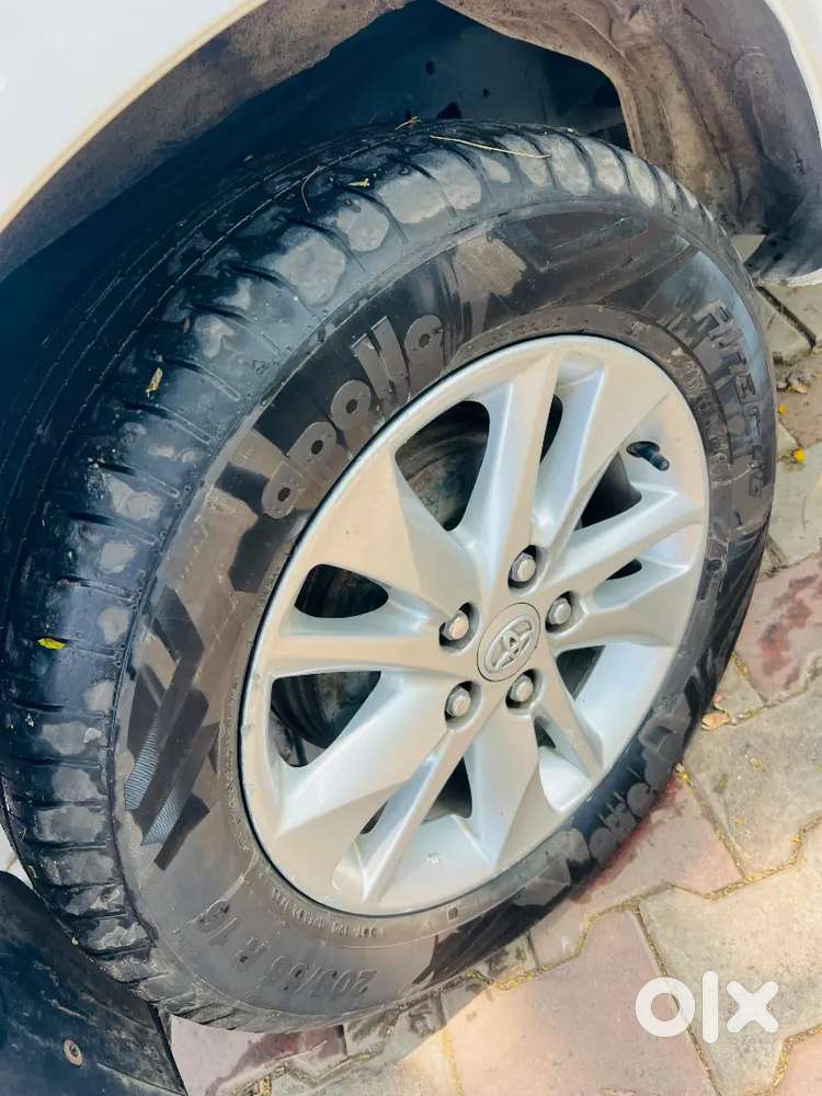 Toyota Innova Crysta 2.4 Gx 2023