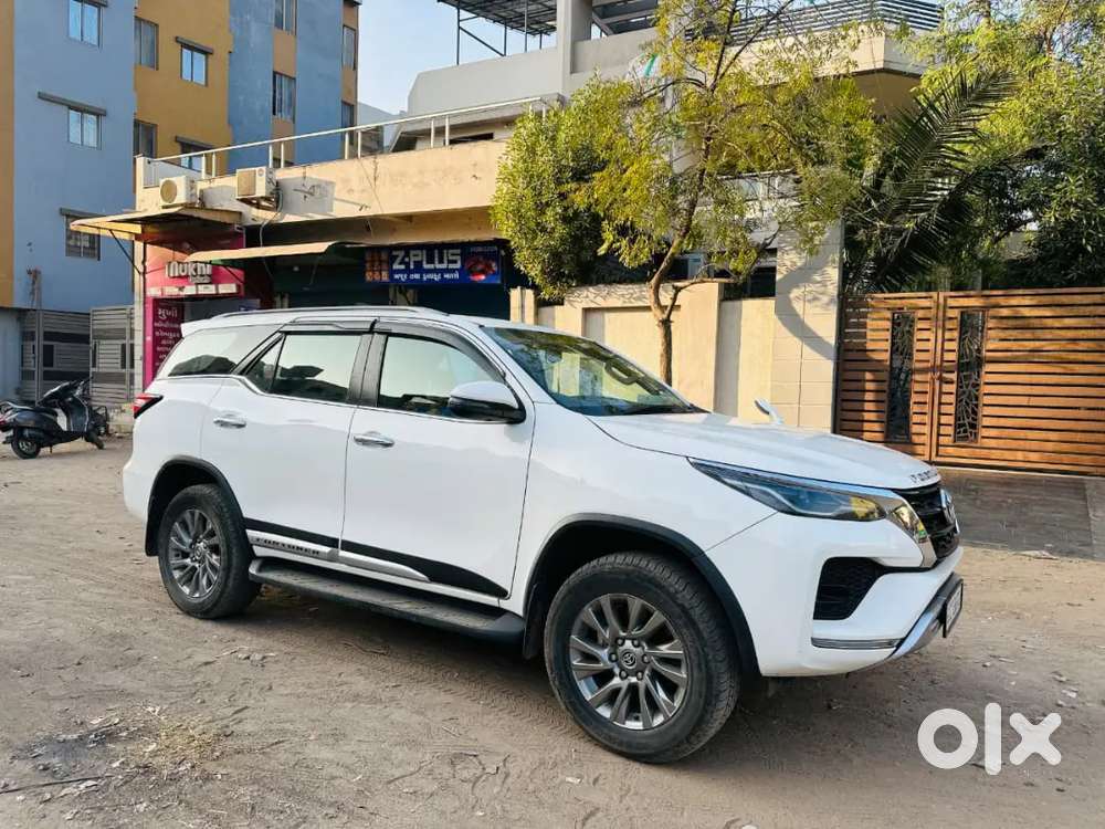 Toyota Fortuner Legender 2024 Diesel