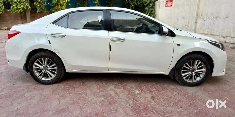 Toyota Corolla Altis 2014 Cng & Hybrids 94000 Km Driven