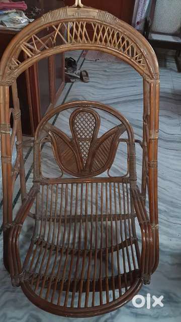 Bamboo swing deals chair olx