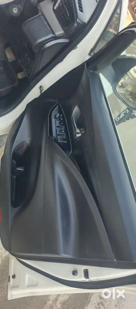 Toyota Innova Crysta 2019 Diesel 195000 Km Driven