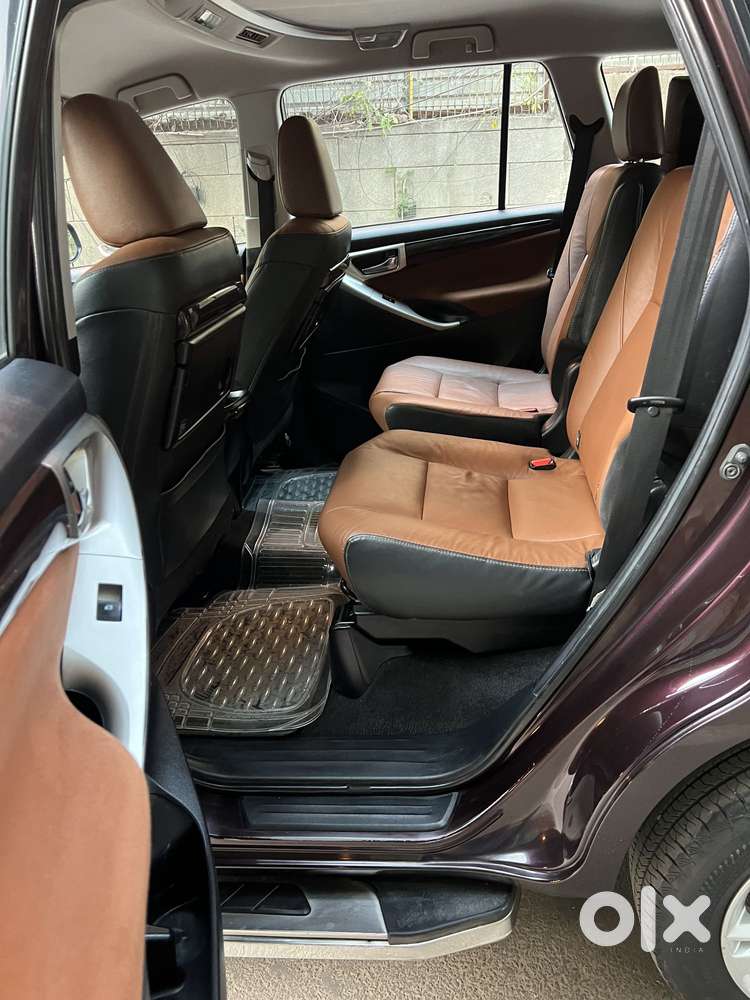 Toyota Innova Crysta