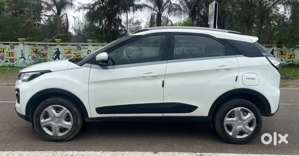 Tata Nexon 1.2 Revotron Xm, 2020, Petrol