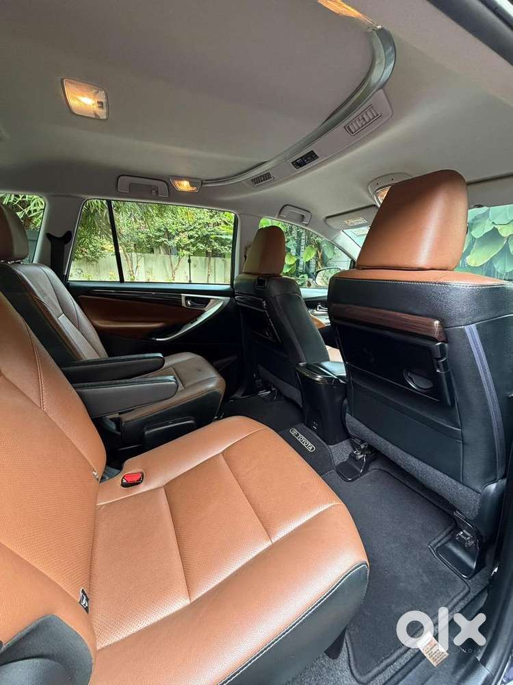 Toyota Innova 2022 Diesel Well Maintained