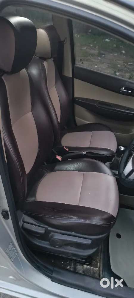 Hyundai I20 Asta Manual 2011