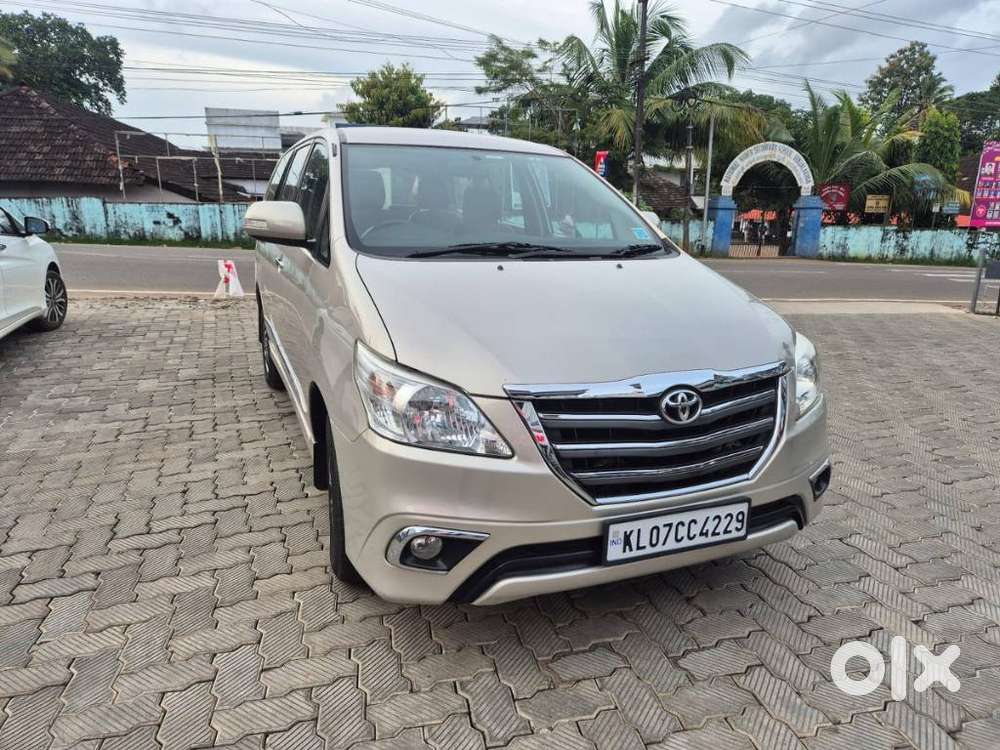 Toyota Innova 2.5 V 7 Str, 2015, Diesel