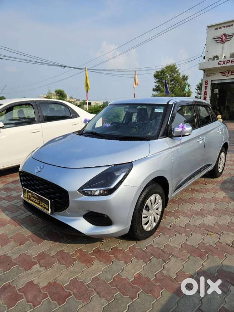 Maruti Suzuki Swift Vxi + Manual, 2024, Petrol