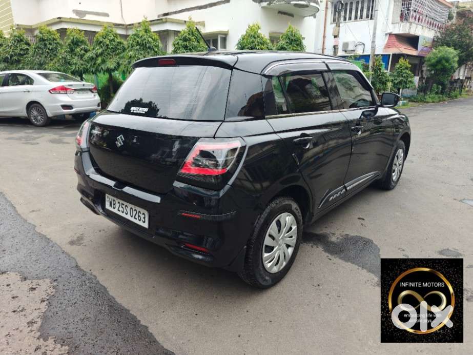 Maruti Suzuki New-gen Swift Vxi, 2025, Petrol