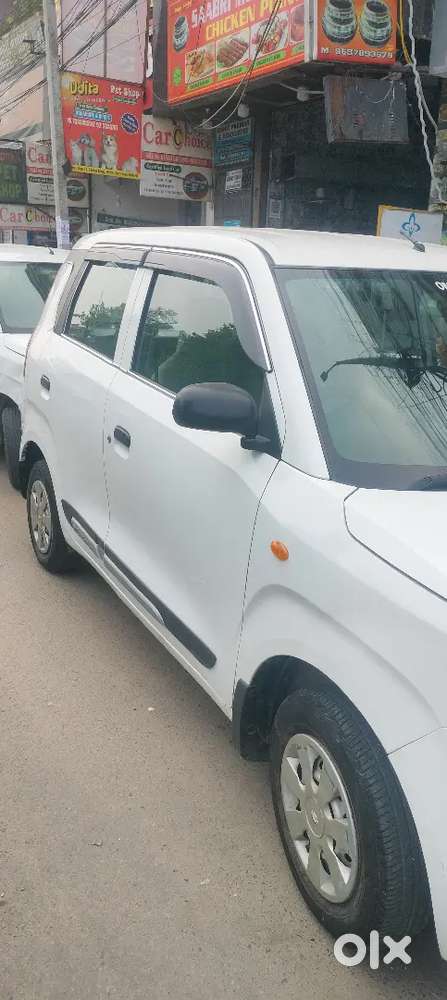 Bahut Hi Kam Chale Hue H