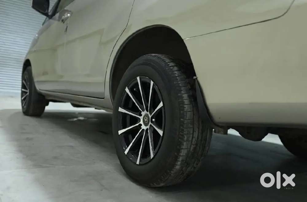 Toyota Innova 2.5 Gx 2010