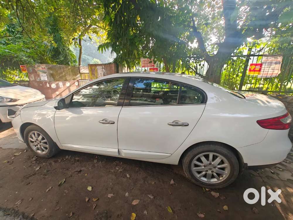 Renault Fluence 2012 Petrol, 4 Star Rated Inspection
