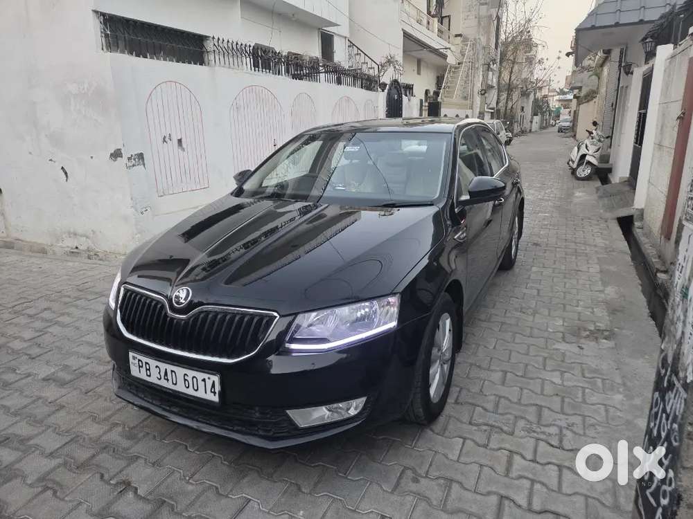 Skoda Octavia Ambition Petrol 2014