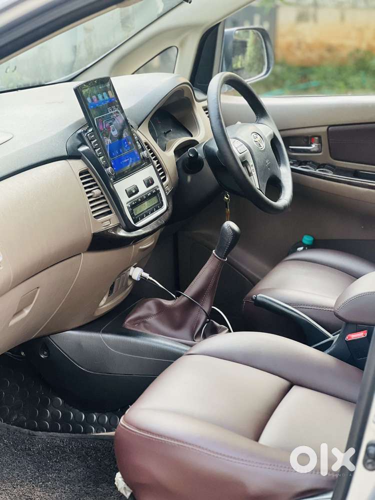 Toyota Innova 2.5 V 7 Str, 2015, Diesel