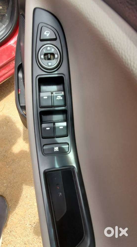 Hyundai I20 Asta (o) 1.2 Mt, 2019, Petrol
