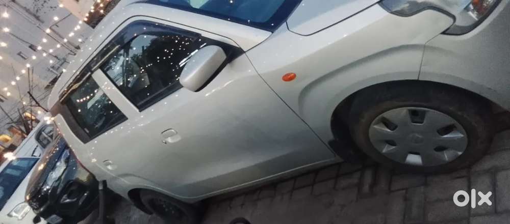 Maruti Suzuki Wagon R 1.0 Vxi Ags, 2023, Petrol