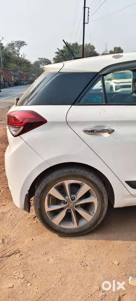 2018 Model 
2 Nd Owner 
Push Button Start 
Petrol 
Car Is Ok