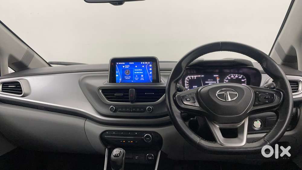 Tata Altroz Xz, 2020, Petrol