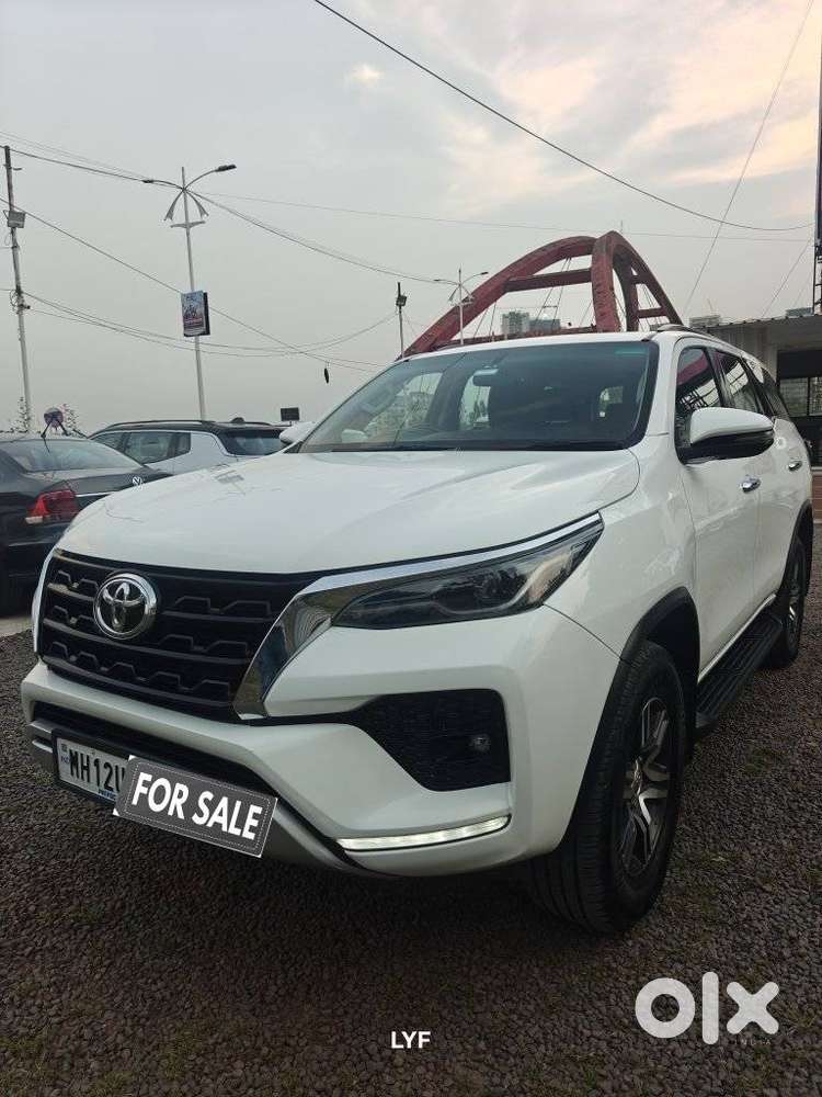 Toyota Fortuner [2021-ongoing] 2.7 2wd Petrol At, 2022, Petrol