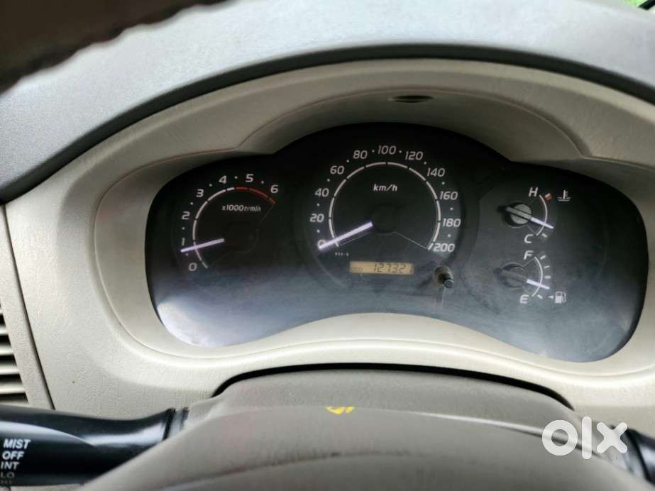 Toyota Innova 2.5 G4 Diesel 8-seater, 2011, Diesel