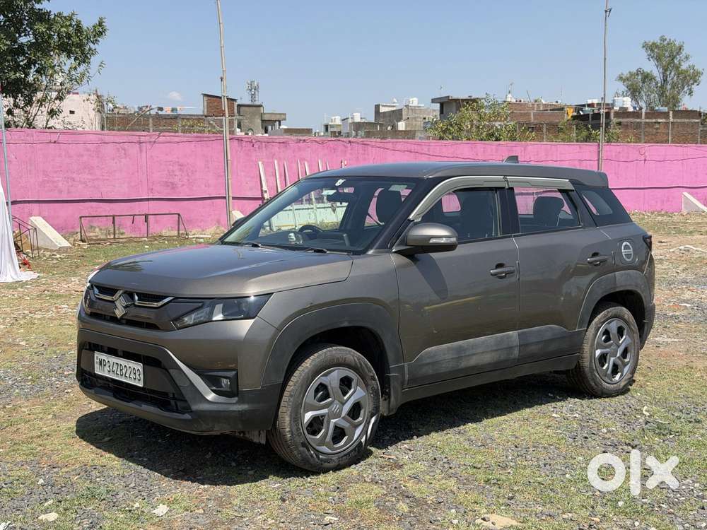 Maruti Suzuki Brezza 1.5 Vxi Smart Hybrid, 2023, Petrol
