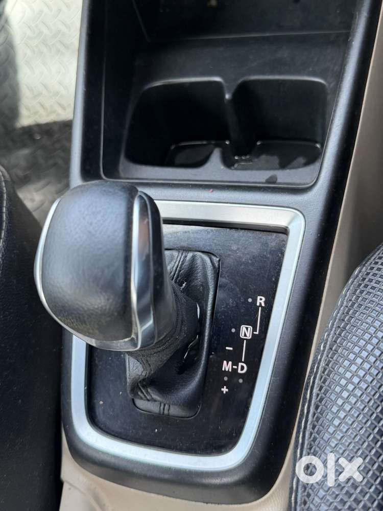 Maruti Suzuki Swift Dzire Vxi(o) Amt, 2018, Petrol