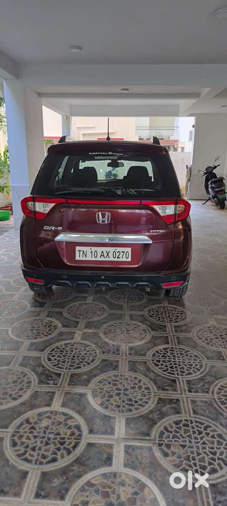 Honda Br-v V I-vtec Mt  2016  48000  Kms  C Red  Genuine Buyers