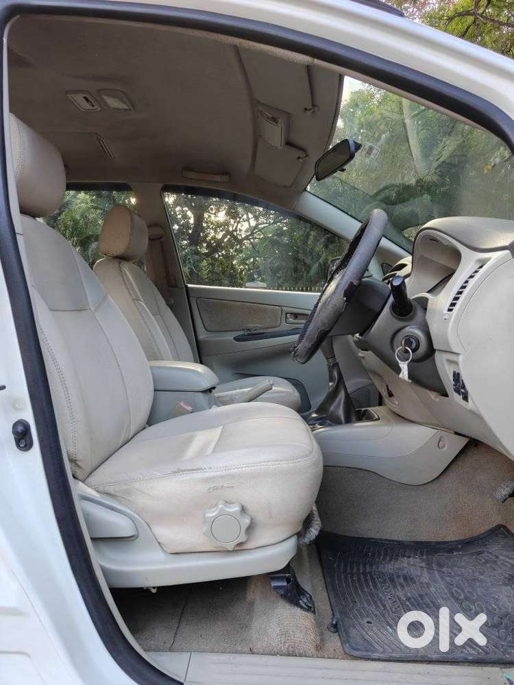 Toyota Innova 2.5 G (diesel) 7 Seater, 2010, Diesel