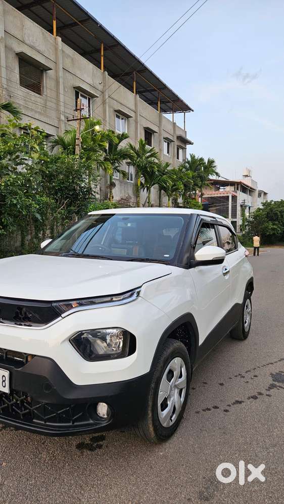 Tata Punch Pure Icng, 2025, Petrol