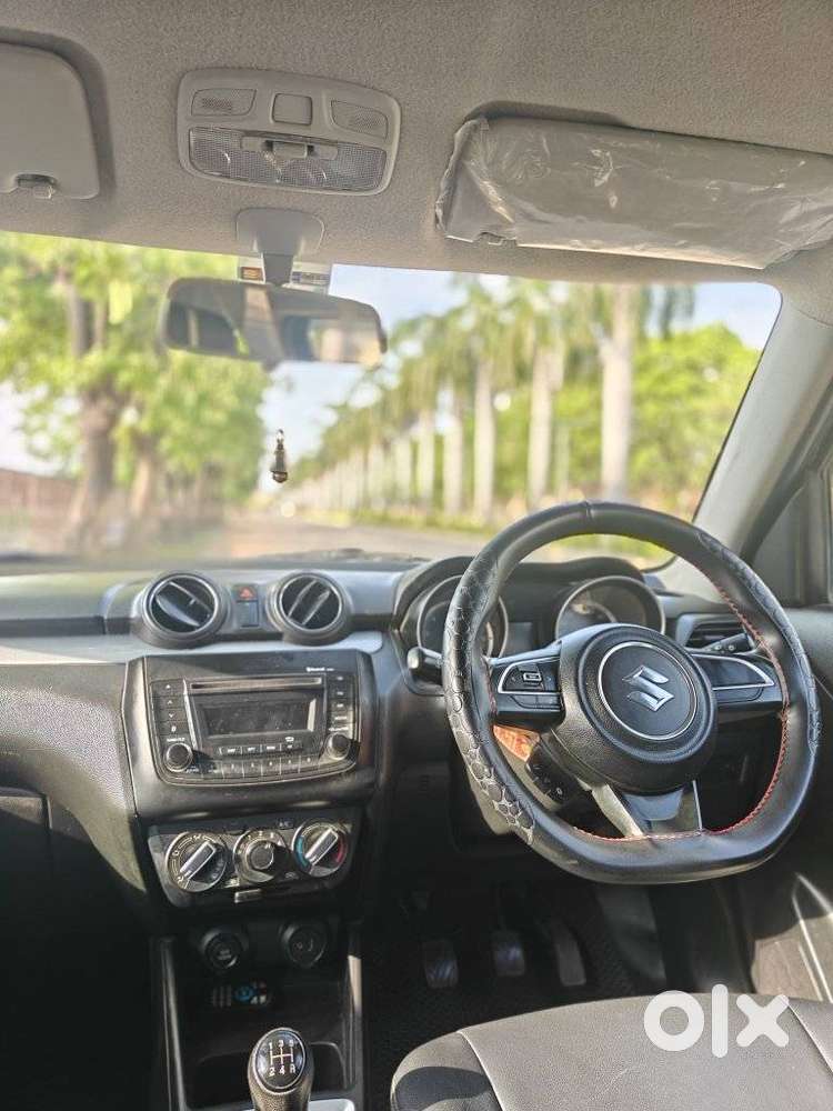 Maruti Suzuki Swift Vxi + Manual, 2020, Petrol