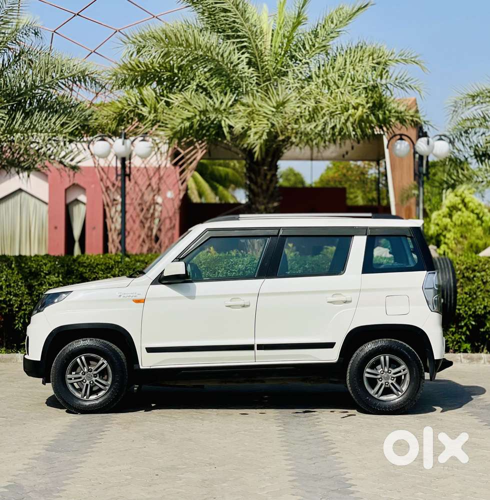 Mahindra Tuv 300 T10, 2019, Diesel