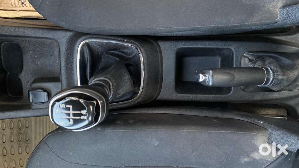 Renault Kwid 2019-ongoing 1.0 Rxt (o), 2019, Cng & Hybrids